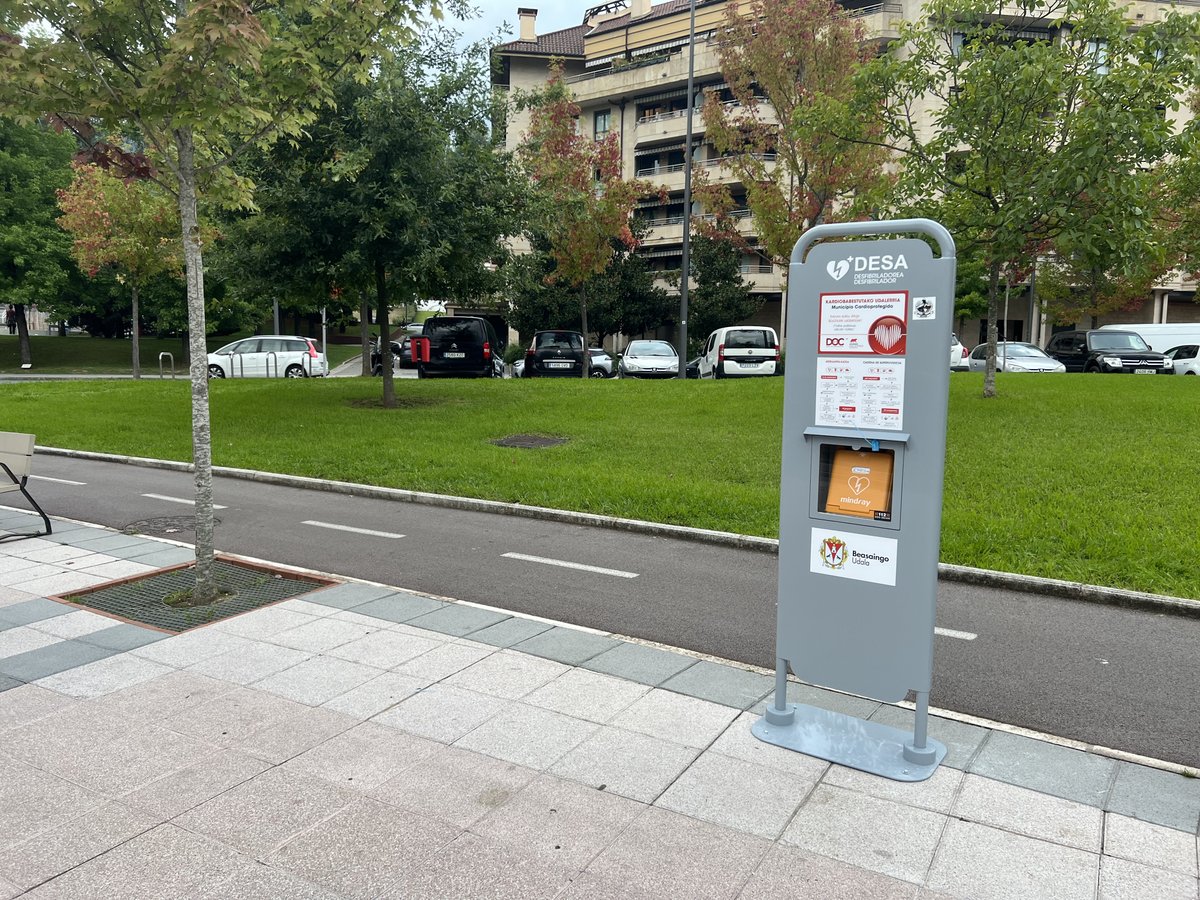 💓🏫🔄Lehen sorospenei eta desfibriladoreen erabilerari buruzko prestakuntza-ikastaroa!
¡Curso de formación en primeros auxilios y uso de desfibriladores!📅Gorde data! / ¡Guarda la fecha! 
🔗Eman izena/apúntate labur.eus/mmiwse7i
#ongizatea #bienestar #Udala #Osasuna #Salud