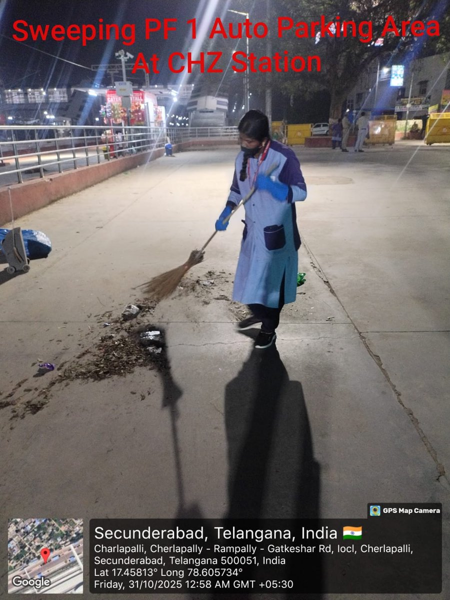 srdenhmsc's tweet photo. Regular cleaning operations are being carried out at Cherlapalli Station, ensuring hygiene and safety for passengers.
#SpecialCampaign5_0 https://t.co/p9c8F8Hgyj