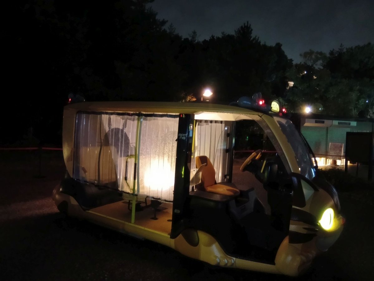 「魔女の谷＆もののけの里 トワイライト営業」を行いました。辺りが薄暗くなってからの両エリアは普段と違う表情を見せてくれました。魔女の谷のウィンターイルミネーションは明日以降もひき続きお楽しみいただくことができます。