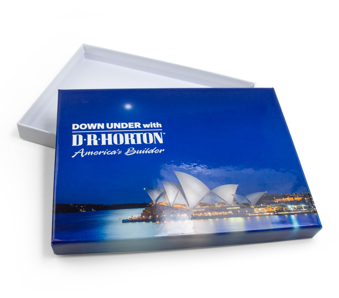 SunpackDotCom's tweet image. Our custom Two-Piece Setup Boxes give a high-end look to any packaged product. These boxes can be used for sales, promotional, gift boxes, and retail packaging to create exceptional value and brand recognition for your product. #contractor #employeerecognition #packagingdesign