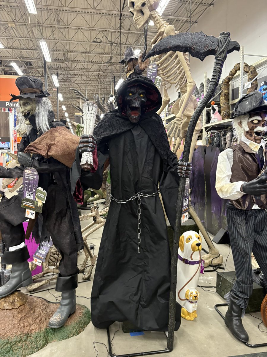 jchrisb123's tweet image. Happy Halloween!!!👻🎃😈😱👹👿