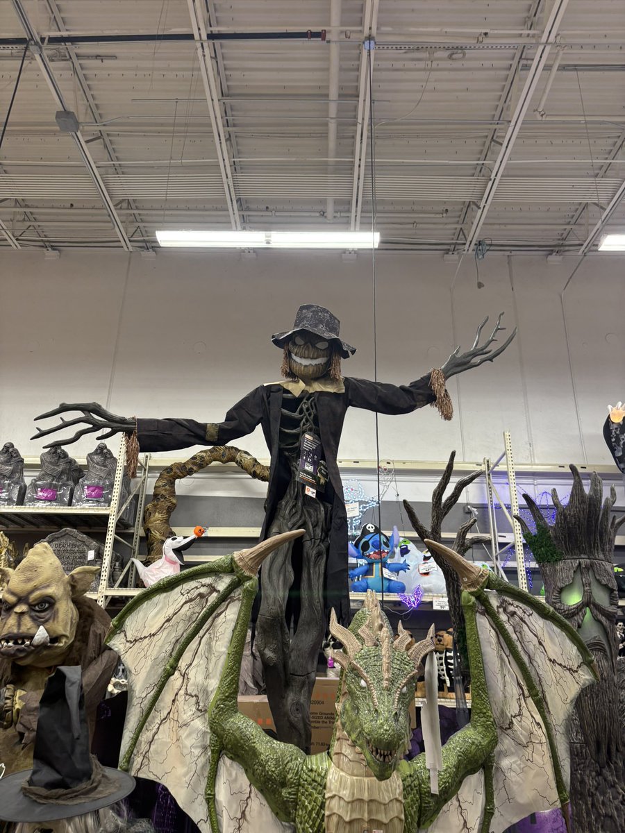 jchrisb123's tweet image. Happy Halloween!!!👻🎃😈😱👹👿