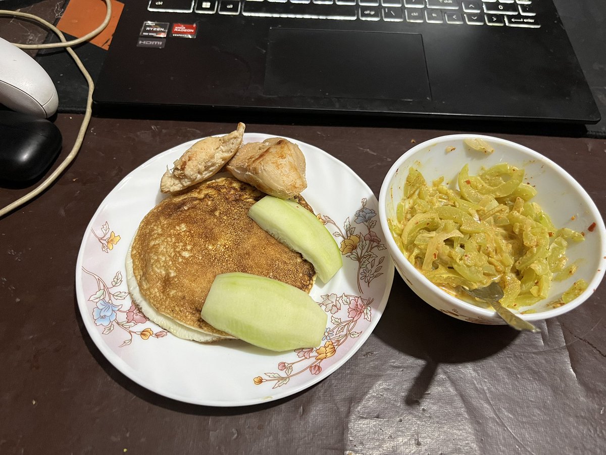 Thanks to almighty Allah 🫶 for the food

Today’s Dinner 🍽️ 

- 🥚 white 
- 🐔 

31 October

#Carnivore #CarnivoreDiet #AnimalBased #BodyBuilding #Diet #dinnerdate