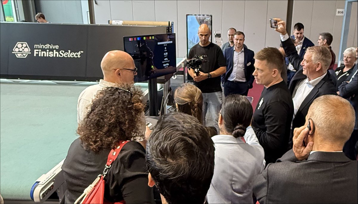 WTPworldleather's tweet image. 5/6 Mindhive Global secures Series A funding
AI leather quality firm Mindhive raises Series A to expand in Brazil, Europe &amp;amp; Asia and scale its AI grading tech.
Read more: leatherbiz.com/News/173382
#Mindhive #LeatherTech #AI #Innovation