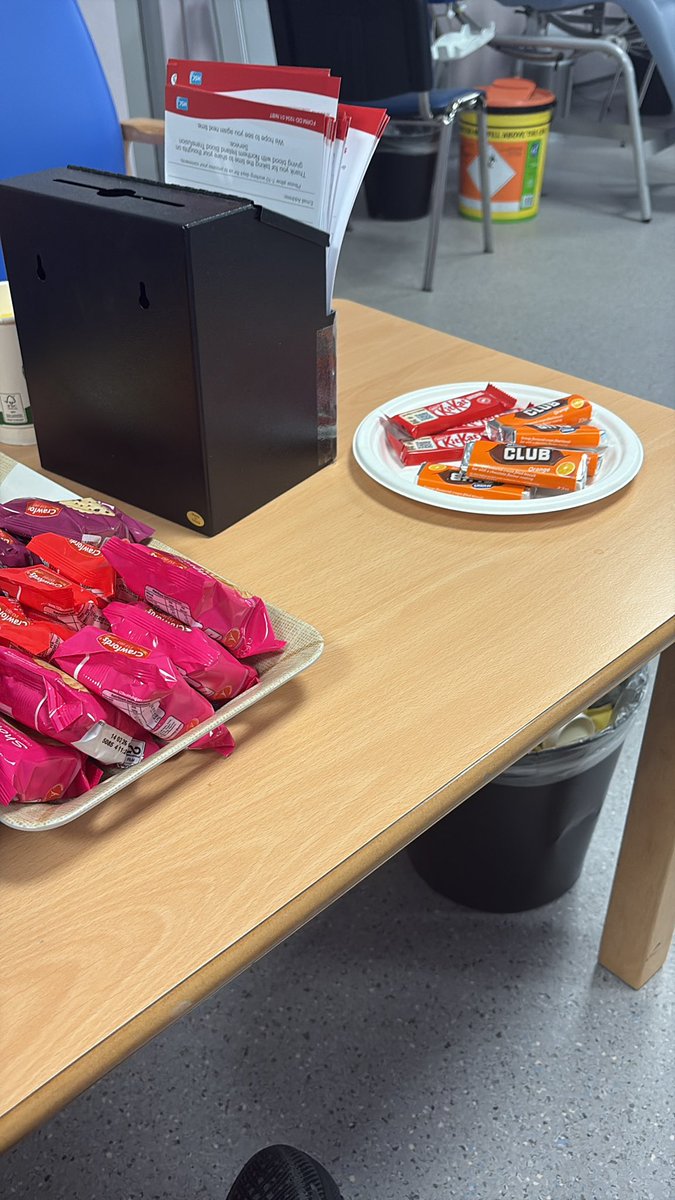 Name a better day than Halloween to give blood!🧛🏻