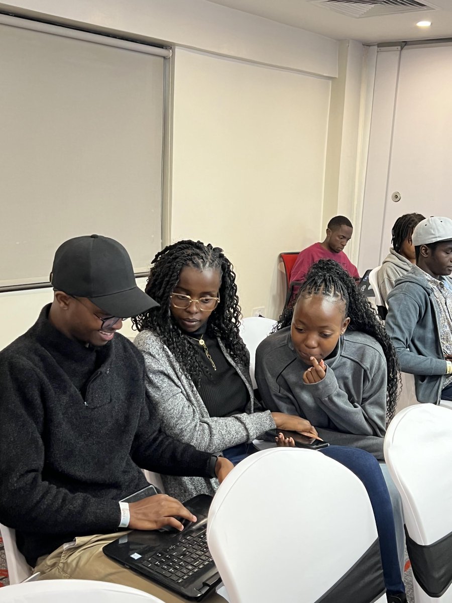 GDG_Nairobi's tweet image. Locked in. Learning. Building.   DevFest Nairobi 2025.

#DevFestNairobi #BuildWithAI