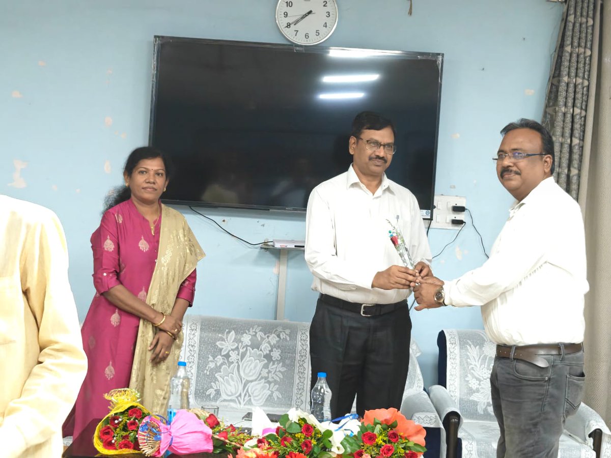 sailcfp's tweet photo. At SAIL-CFP, CHANDRAPUR, with utmost privilege and honour we welcome our new Executive Director, Shri. P Murugesan. He assumed the charge of ED-CFP w.e.f 22/10/2025. https://t.co/0c9MTR4VCC