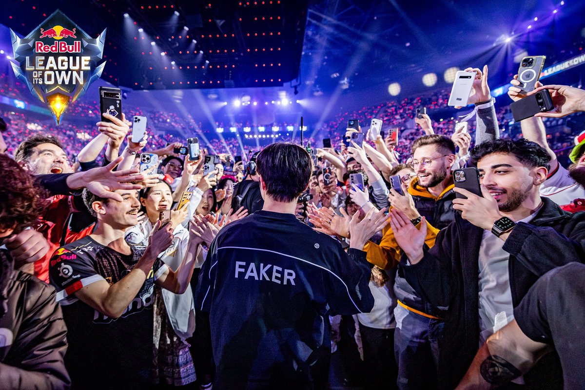 So proud of Faker &amp; <a href="/T1LoL/">T1 LoL</a> #Worlds2025