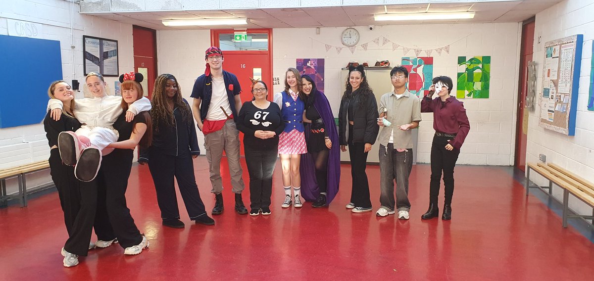 Image for the Tweet beginning: Happy Halloween! Please be safe.