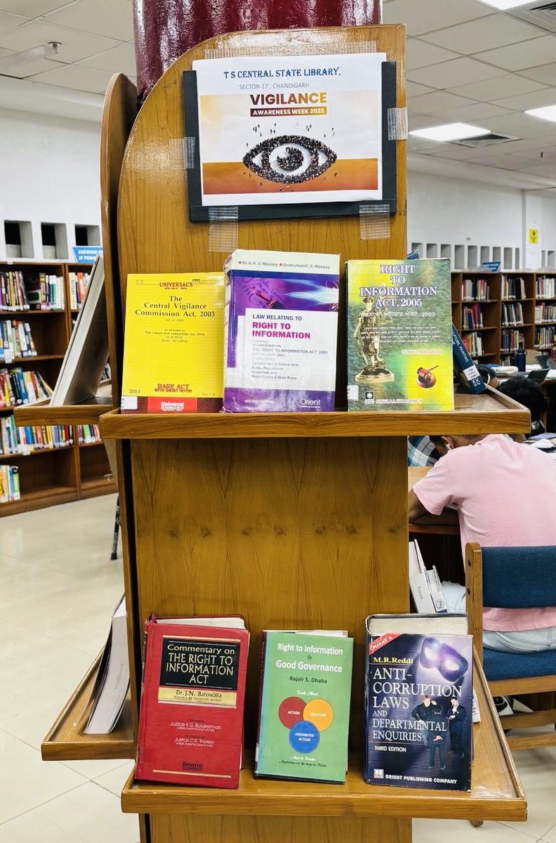 TSCSLibrary's tweet image. Book Display and impromptu quiz organised on the occasion of Vigilance Awareness Week 2025
#VigilanceAwarenessWeek2025 @RrrlfKolkata