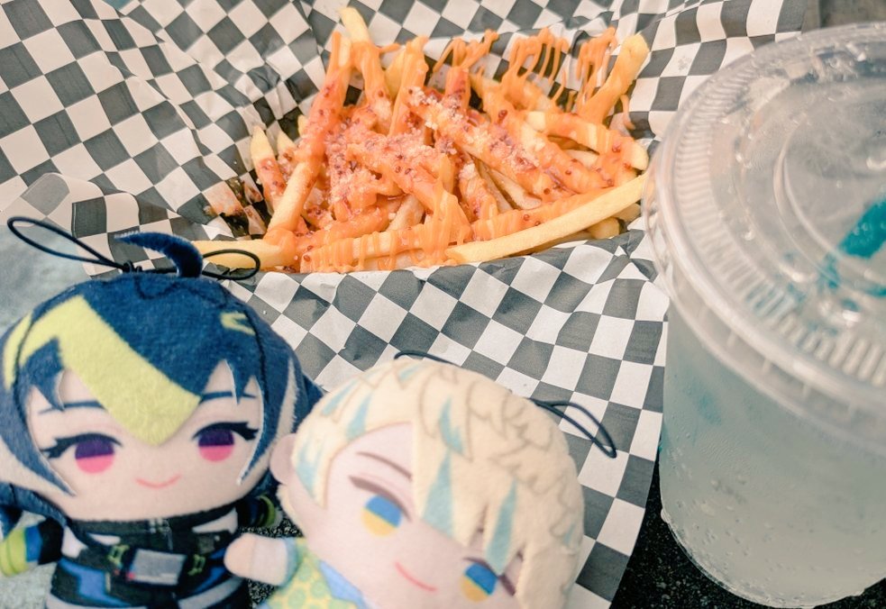 藤夏メア tweet media