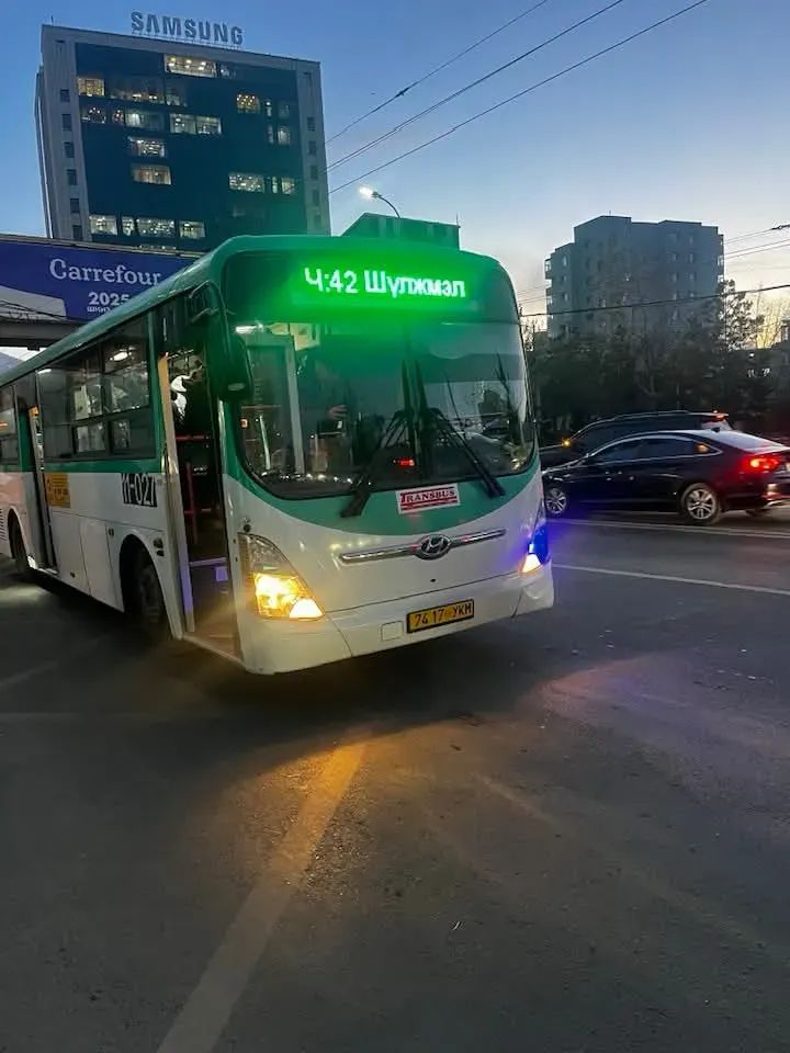 Элхийн булайнууд ажилд орцгоочихож 🤣🤣🤣🤣