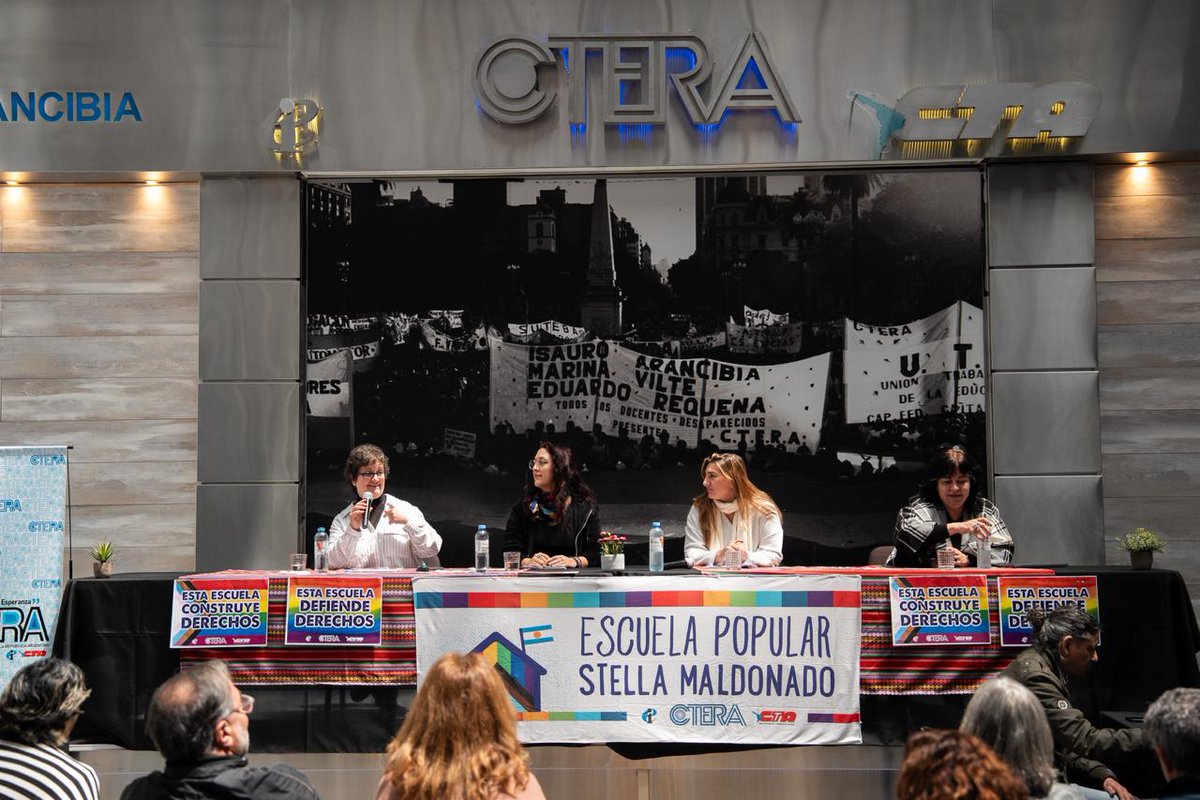 El 5° Encuentro Nacional de la Secretaría de Género de CTERA reunió a mujeres, diversidades y referentes sindicales para debatir economía, educación, inteligencia artificial y el futuro del trabajo, junto a <a href="/fes_argentina/">Friedrich-Ebert-Stiftung en Argentina</a>.

🔗 👉🏽ctera.org.ar/educacion-trab…