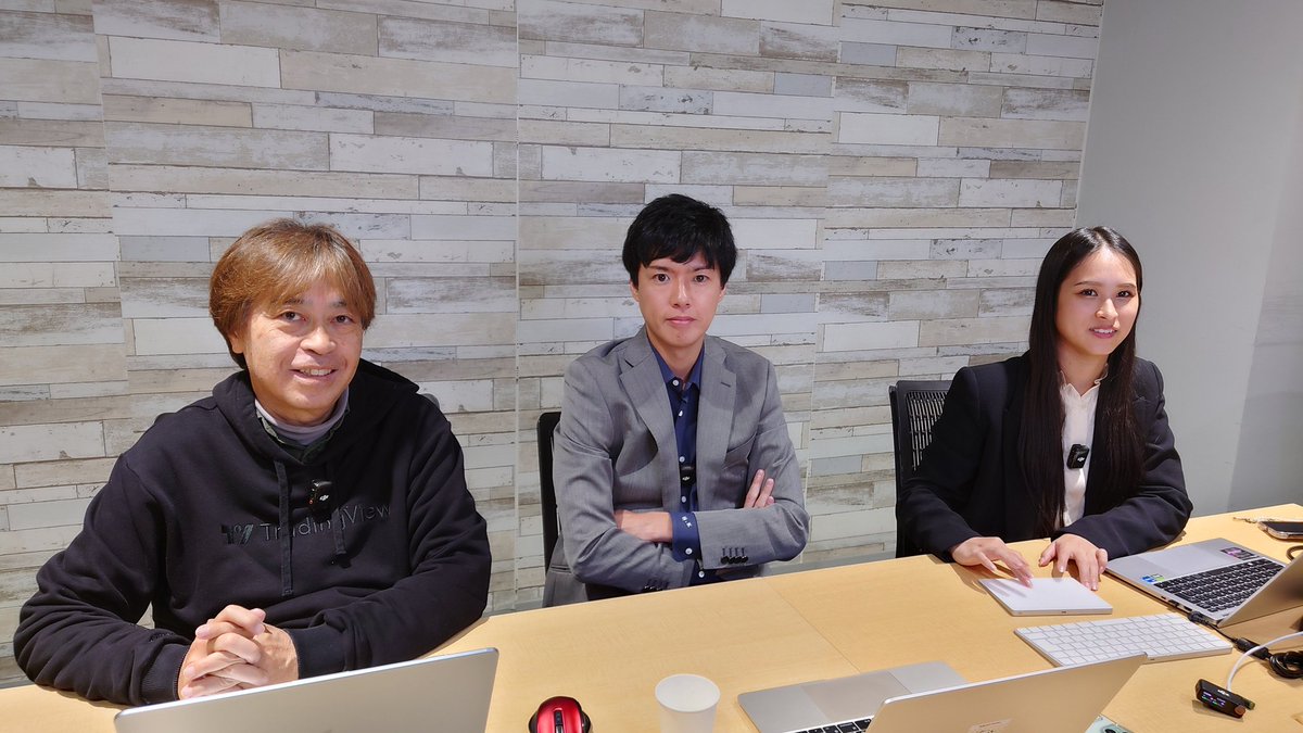 放送開始します！
よろしくお願いします✨️