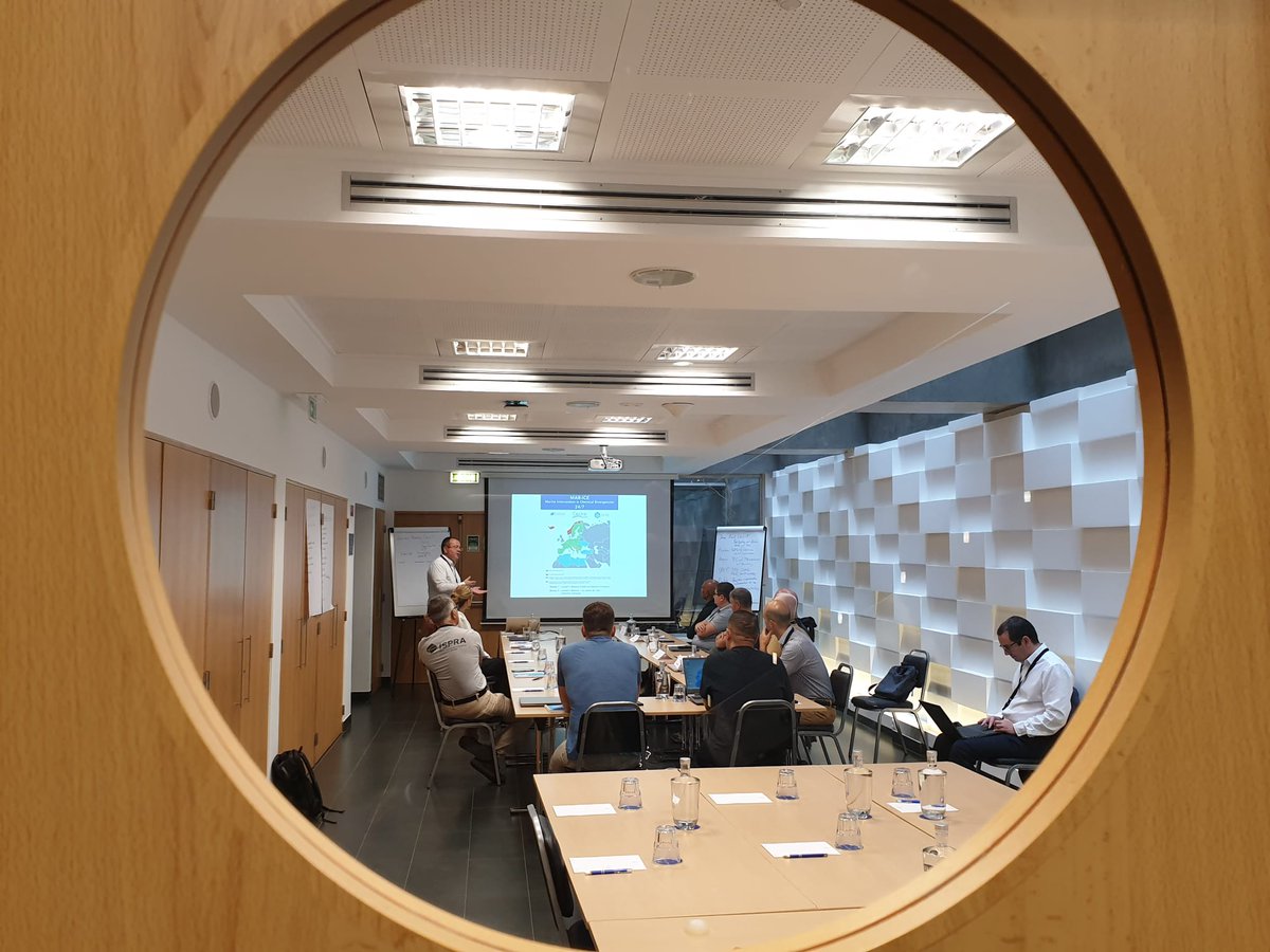 ProteccaoCivil's tweet photo. De 26 a 30 de outubro, Cascais acolheu a 5.ª edição do Mechanism Refresher Seminar (MRS), integrado no programa de formação do @eu_echo 🇪🇺.
Organizado pela @ProteccaoCivil, juntou 27 participantes de 17 países para debater a resposta a acidentes marítimos. #MPCU.
📸@ADCV_DGSC https://t.co/b1w477ui7Z