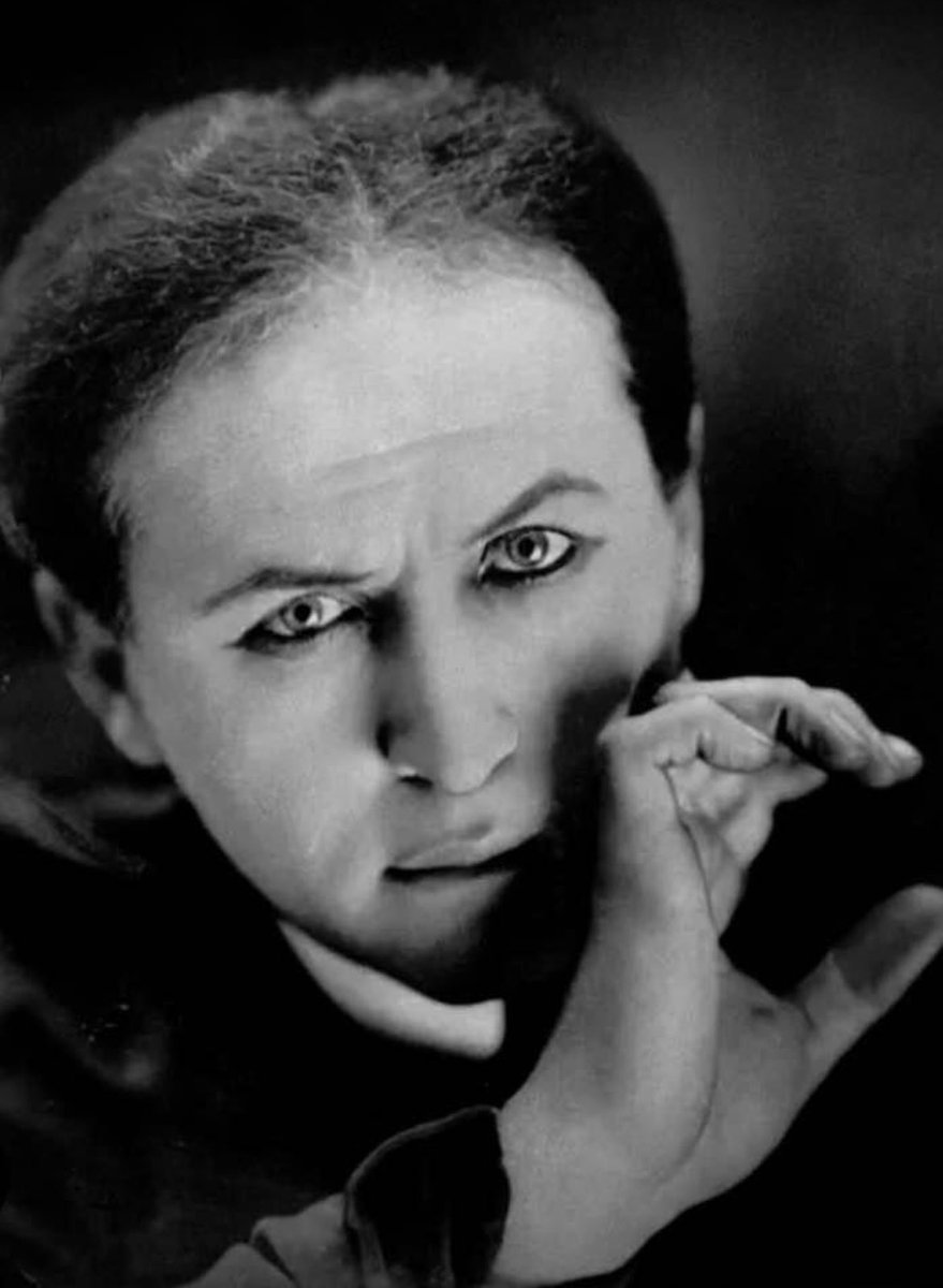 The World Famous MAGICCHANNEL.COM is becoming the largest source of streaming magical content! 

Uniquely combining the best magicians with reviews of the finest restaurants!

    “Have a close up miracle with your meal…”