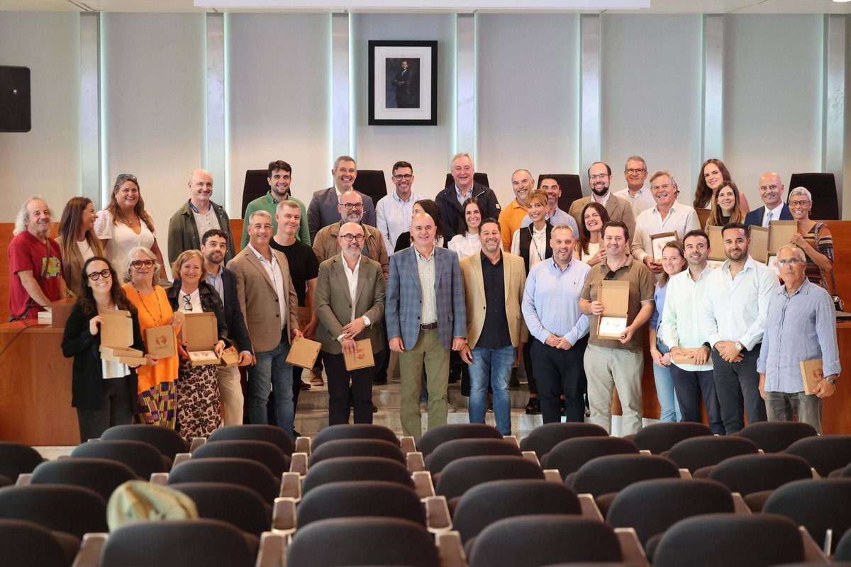 Tropic Garden Hotel &amp; Apartments ha recibido el distintivo “Ibiza Family Moments”, otorgado por el Consell d’Eivissa y Foment del Turisme d’Eivissa.

Gracias a nuestro equipo y a todas las familias que nos eligen para crear recuerdos inolvidables.