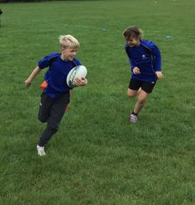 Dovery_Academy's tweet photo. Miss Geal and Miss Peachey were delighted to report that our Year 4 team had a brilliant afternoon of Tag Rugby at Leighton Buzzard Rugby Club before the break. The children played several great games - even winning a few! 1 pupil also received a Spirit of the Games award! https://t.co/4TkJWfyMV3