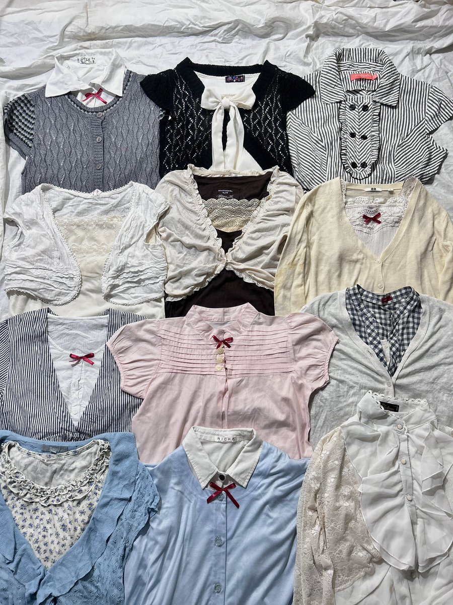 everminddx's tweet photo. ౨ৎส่งต่อเสื้อผ้า หลักสิบทั้งหมด 🌳🍎

ชุดเซ็ต เชิ้ต กระโปรง แฟรี่ ลูกไม้ Coquette 
ปัก+รี ลด5b.

ลงวันอาทิตย์2 เวลา 19:00
ค่าส่งเหมา 45b. 🍞

#ส่งต่อเสื้อผ้า #ส่งต่อเสื้อผ้ามือสอง #เสื้อผ้ามือสอง #เสื้อผ้ามือสองราคาถูก #เสื้อผ้าราคาถูก #โล๊ะตู้ #ส่งต่อเสื้อผ้ามือ2 #เสื้อผ้ามือ2 https://t.co/kClN5pFtsn