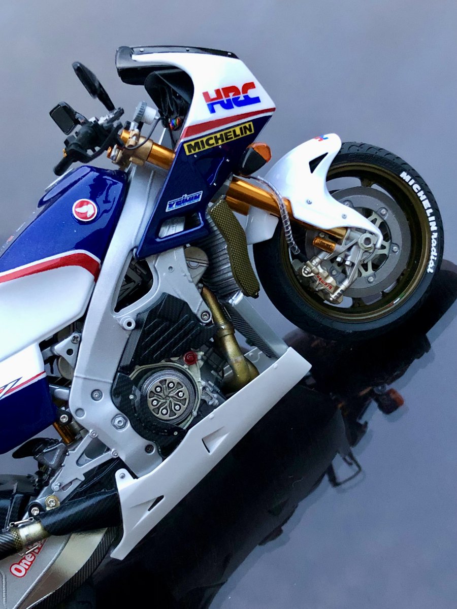 Fukulou318's tweet image. #みんなのサイドアングル見せて

アンダーカウル（ オイル受け
を取り付けてみようかと
想うております😙✨💕🦉🍁

 #wip
 #タミヤ
 #バイクプラモ盛り上げ隊