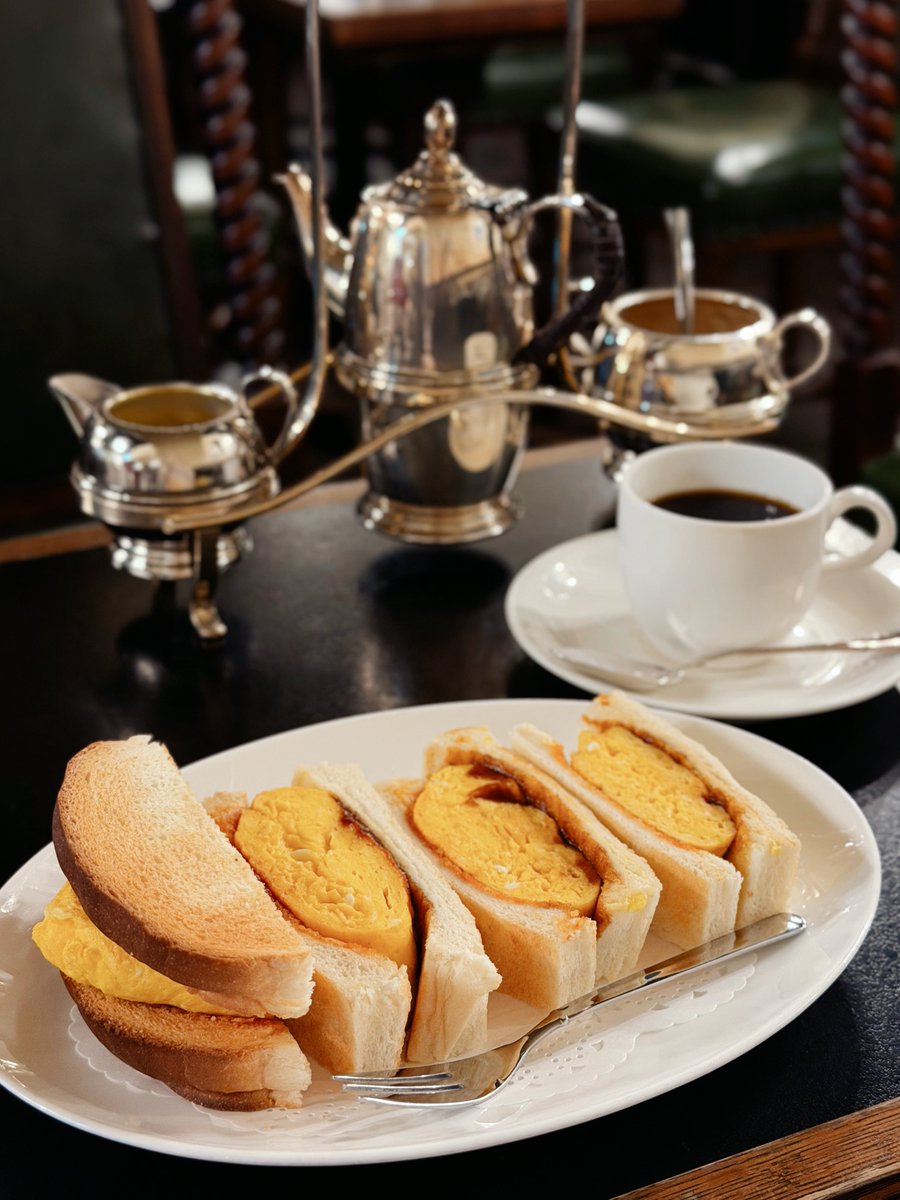 【Thomas Russell & Co】 ビクトリアンのフルーツスタンド Thomas Russell & Co】 ビクトリアンのフルーツスタンド 31cm