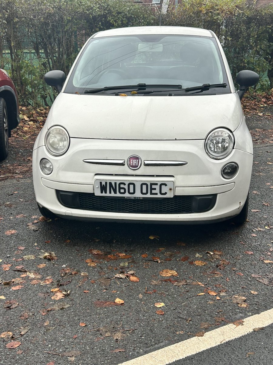 holdeni's tweet photo. @markland_hill @gmptraffic @gmpolice @GMPBolton  the car was left around a week ago, wondered if was stolen? #funkyparkingtoo https://t.co/CHOzehU2t4