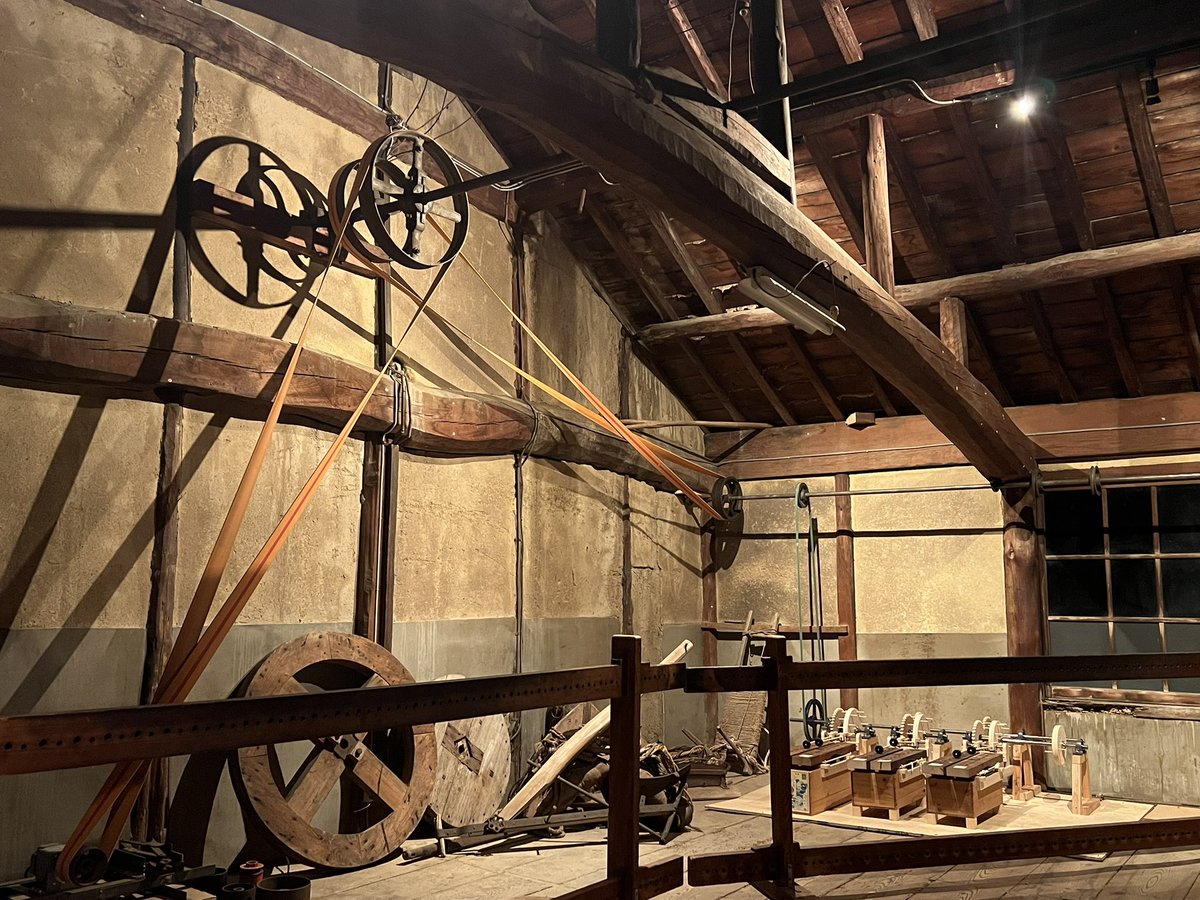 瀬戸内国際芸術祭の作品「Reverberations〜残響 岡八水車」の展示会場でミニライブをすることになりました。ゲストにakiko(ヴォーカル)を迎えて、作品と共に即興演奏をします。

日時：11月3日(月•祝)15:00〜(30分程度)
場所：【sd59】岡八水車(香川県小豆郡小豆島町中山619)