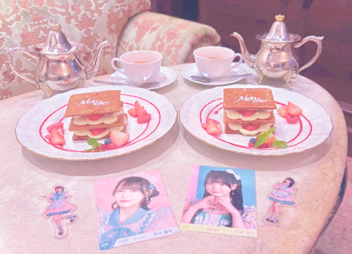 フレーバーはずっとピーチで🍑🎀
飽きても一生好きでいて𓂃𓈒 𓂂𓏸

#市原愛弓 #鈴木瞳美