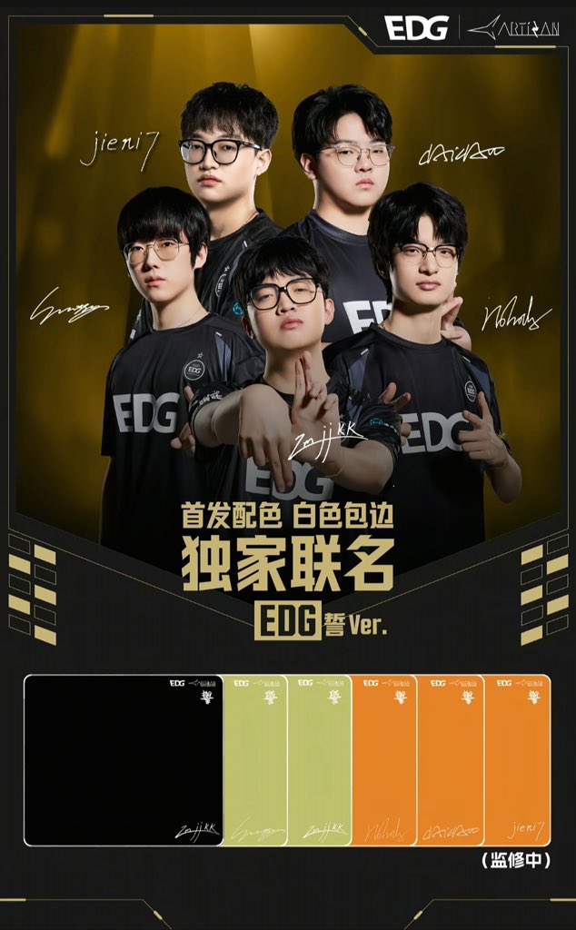 Axilyn's tweet image. Artisan coming with white stitching!