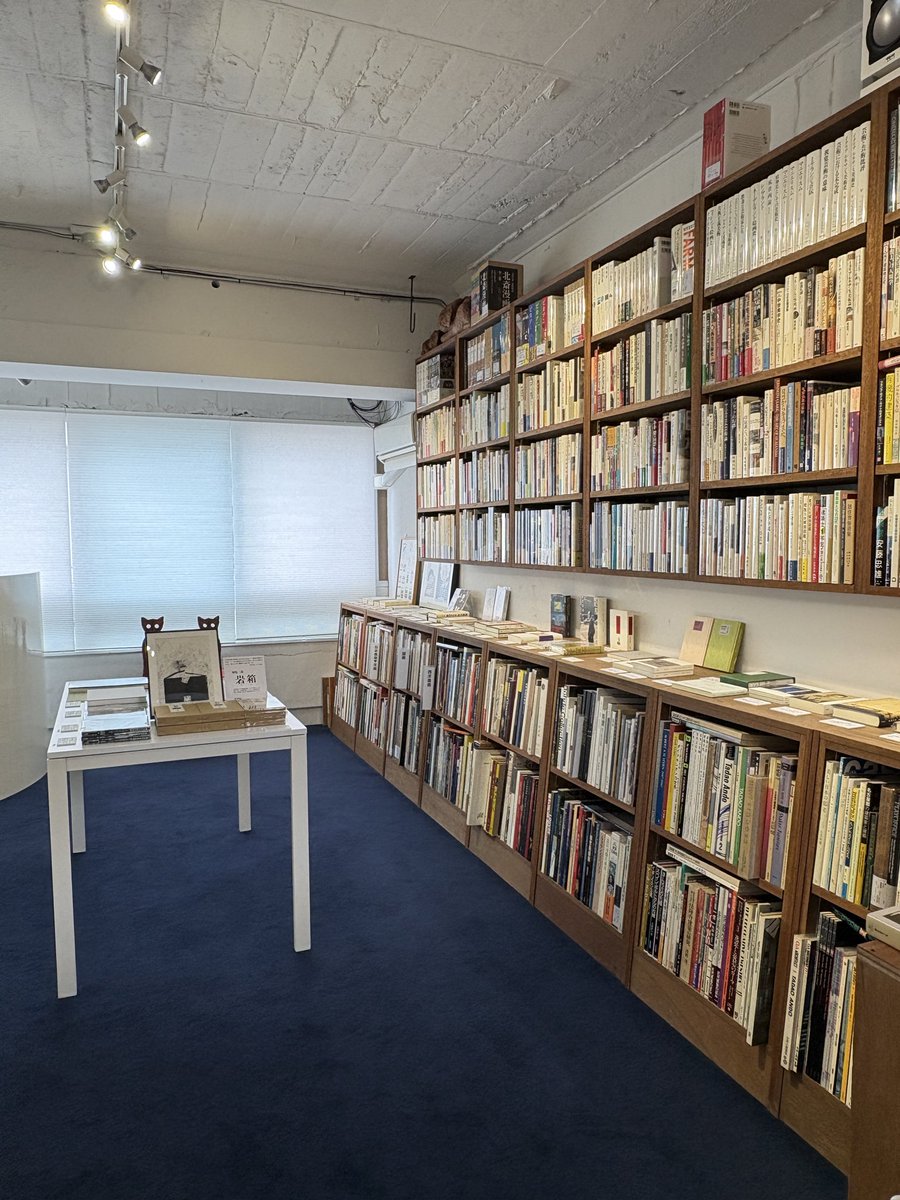 【亀鳴屋全点】フェア開催中

〜11/24(月祝)

12時〜17時
火曜・水曜定休

徒然舎3F

……

『犀星童話集　龍の笛』

室生洲々子 編
刺繍・挿画 グレゴリ青山
<a href="/gureao/">グレゴリ青山</a> 

113ミリ×153ミリ
並装 糸かがり
本文208頁 2色刷り

人や生きものへ優しいまなざしが伝わる“たからもののような”おはなし9編を収載