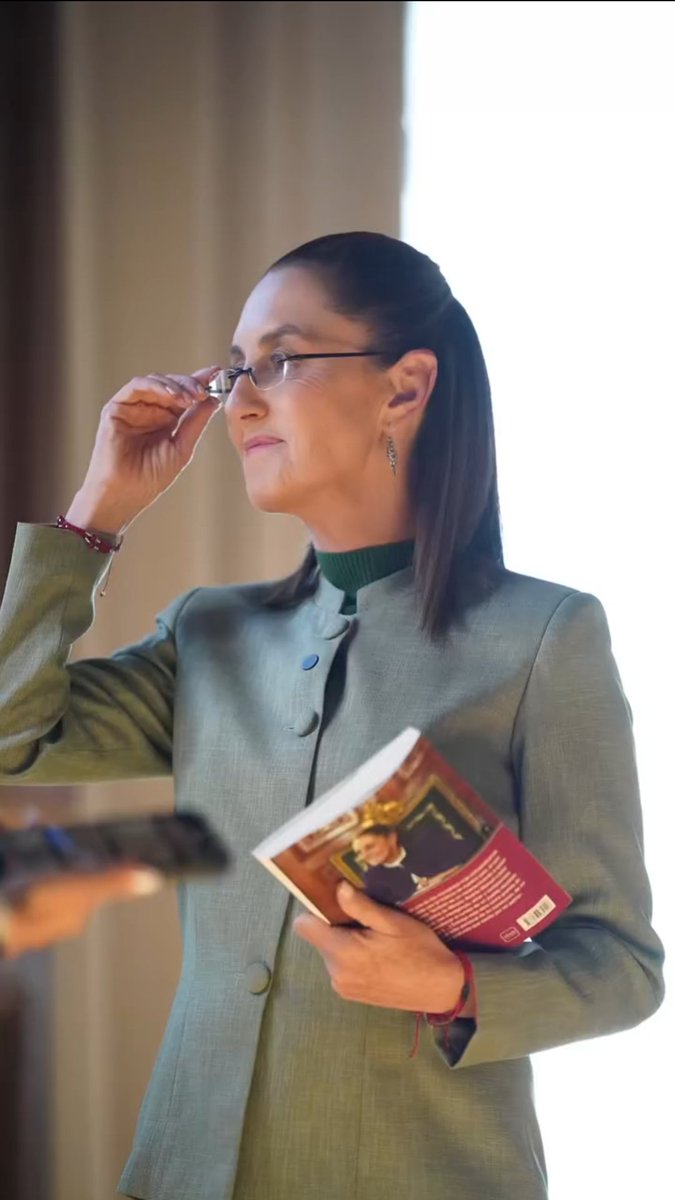 Mike_Oviedo's tweet image. Qué lujo de presidenta tenemos con @Claudiashein en México.

Feliz viernes.