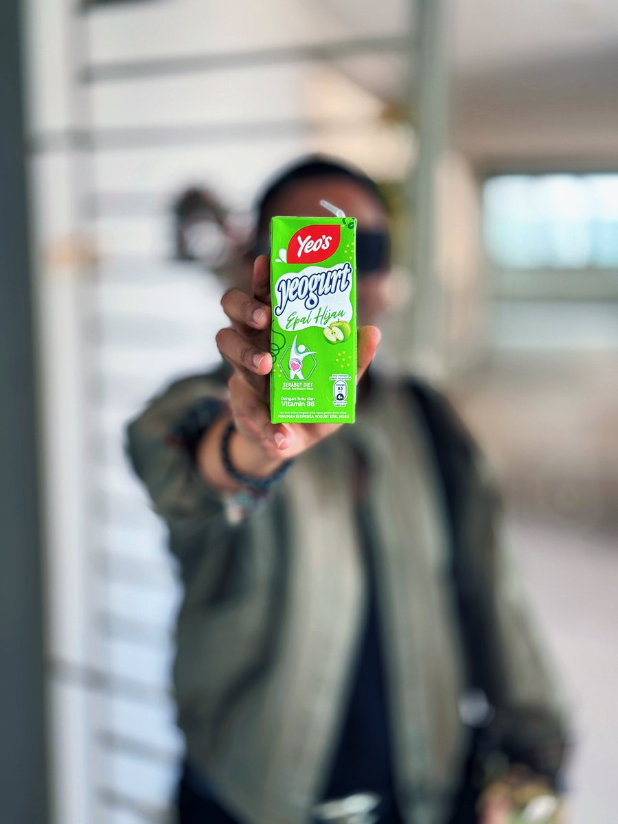 Bamziaf punya fav <a href="/yeos_my/">YeosMY</a> Yeogurt , Epal Hijau!

Korang suka perisa apa? Best sedap &amp; bagus utk penghadaman!

#yeosmy #gengyeogurt #seronokjadiaktif
