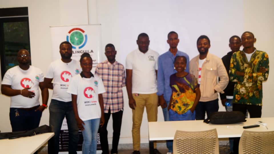 WikiLinguila's tweet photo. Mbóte,
Retour sur le premier atelier #WikiLovesMonuments 2025 à #Kinshasa !
Un grand merci à tous les participants pour leur enthousiasme et leur belle énergie 

🎤 Découvrez aussi notre interview exclusive dans le cadre du concours en suivant ce lien : https://t.co/kbeStyRJkg https://t.co/DFZw8BWRdX