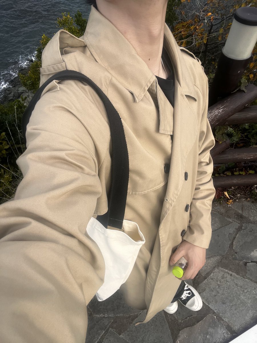 Albert tweet media