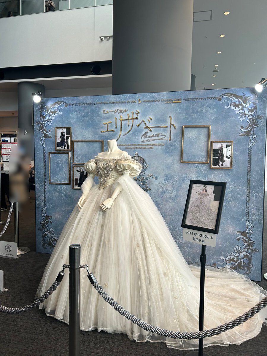 poteopote's tweet image. 本日の目的はこちら💁‍♀️あれだけ先行全落ちしたのに一般発売で奇跡的に繋がった唯一の1枚🎟️これだけorb通っているのに初めての3バル。物理的な距離は普通に3階座るよりグンと近くてヒノデの双眼鏡有能過ぎて3階と思えない近さで観れて眼福耳福過ぎました。やっぱり🎟️は最後まで諦めない！が肝心ですね。