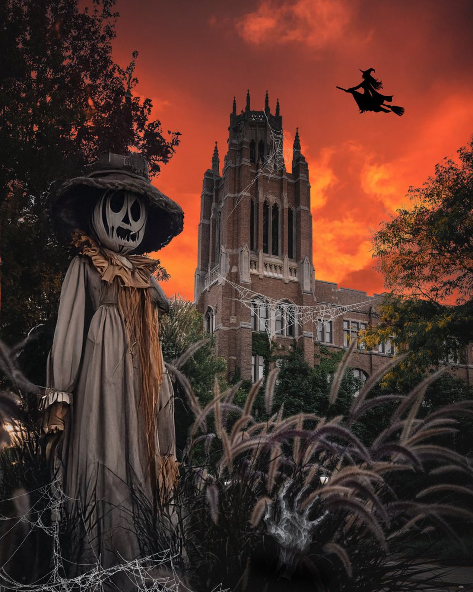 MarquetteU's tweet image. Campus is looking boo-tiful. Happy Halloween, Golden Eagles! 🎃