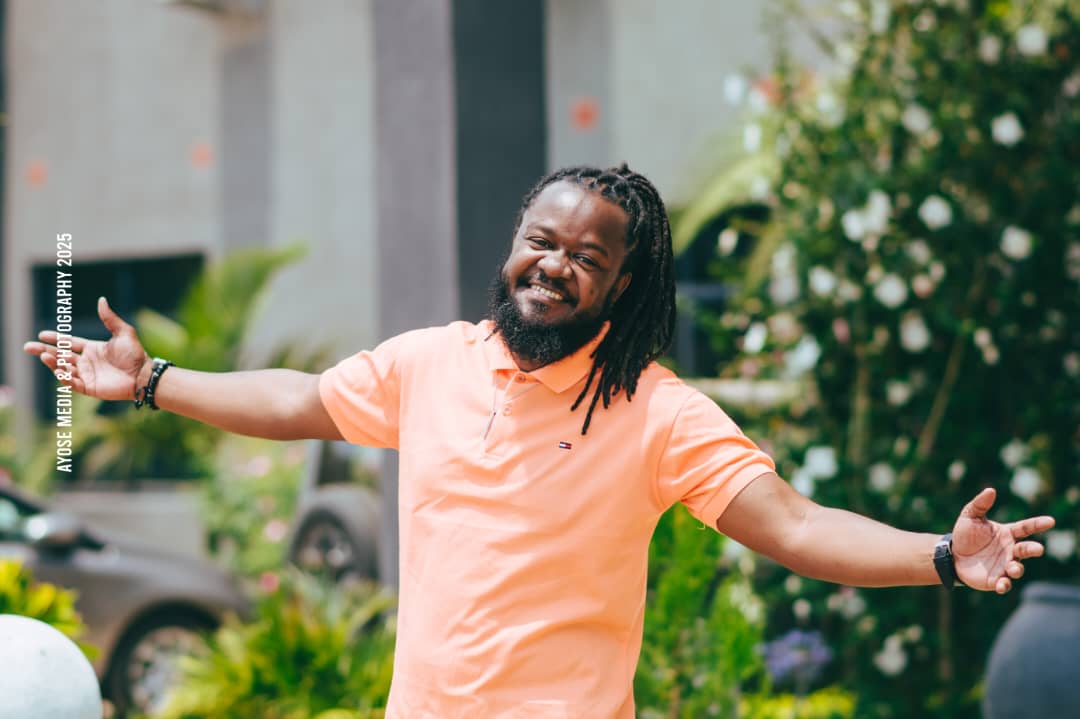 <a href="/BugsytheKID/">Fresh Prince of N.D (ZimaNdola)</a> is bringing the heat every Saturday. From Kopala to Naija to the USA, it’s nothing but fresh bangers on Phoenix 89.5FM.
Tune in from 10–14 hrs. or stream live at phoenixfm.co.zm
#weekendrhythms #BugsyTheKID #PhoenixFM #onlythebestisgoodenough