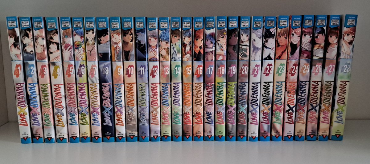 Romcoms_FR's tweet image. Avec la parution du dernier volume de Love x Dilemma, les aventures de Hina et Rui prennent fin. 💞

Une superbes série de @k_sasuga qui nous auras fais passer par plusieurs émotion tout au long de la série. 😆

Une série incroyable dont je n&apos;hésiterais pas à relire 🫶

#Domekano