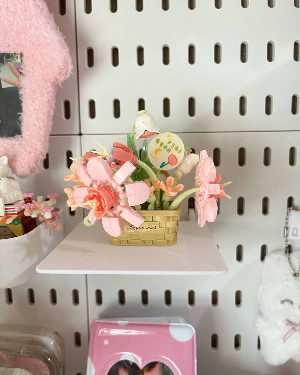 𝙖 𝙧𝙞𝙨 tweet media