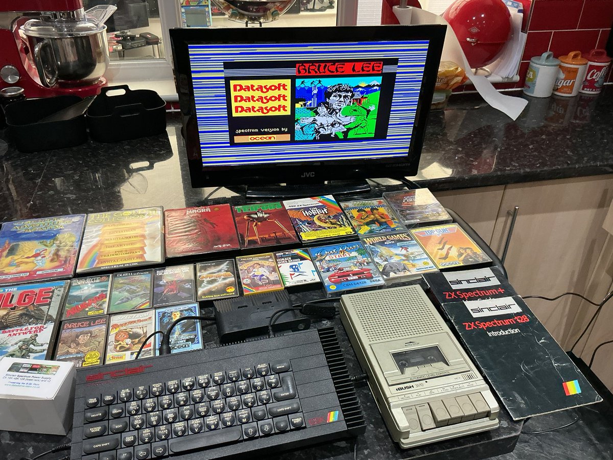 🕹UniversalRetroBoss 🕹 on X