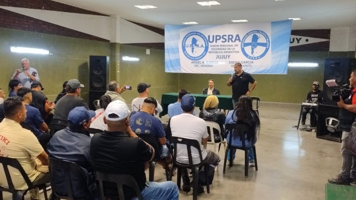 Jujuy reconoce la seguridad privada como actividad esencial. UPSRA exige ley actualizada, formación real y salarios dignos. ¿Qué sigue?

 Más info acá👇:
🔗 upsra.org.ar/sitio/2025/10/…

Conducción: Ángel Alberto García, Secretario General.
Por un sindicato fuerte.