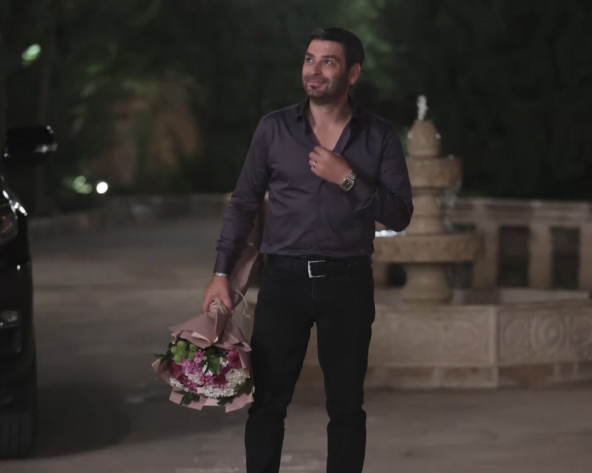 Ellerimde çiçekler 💘😍 

#UzakŞehir #CihAl