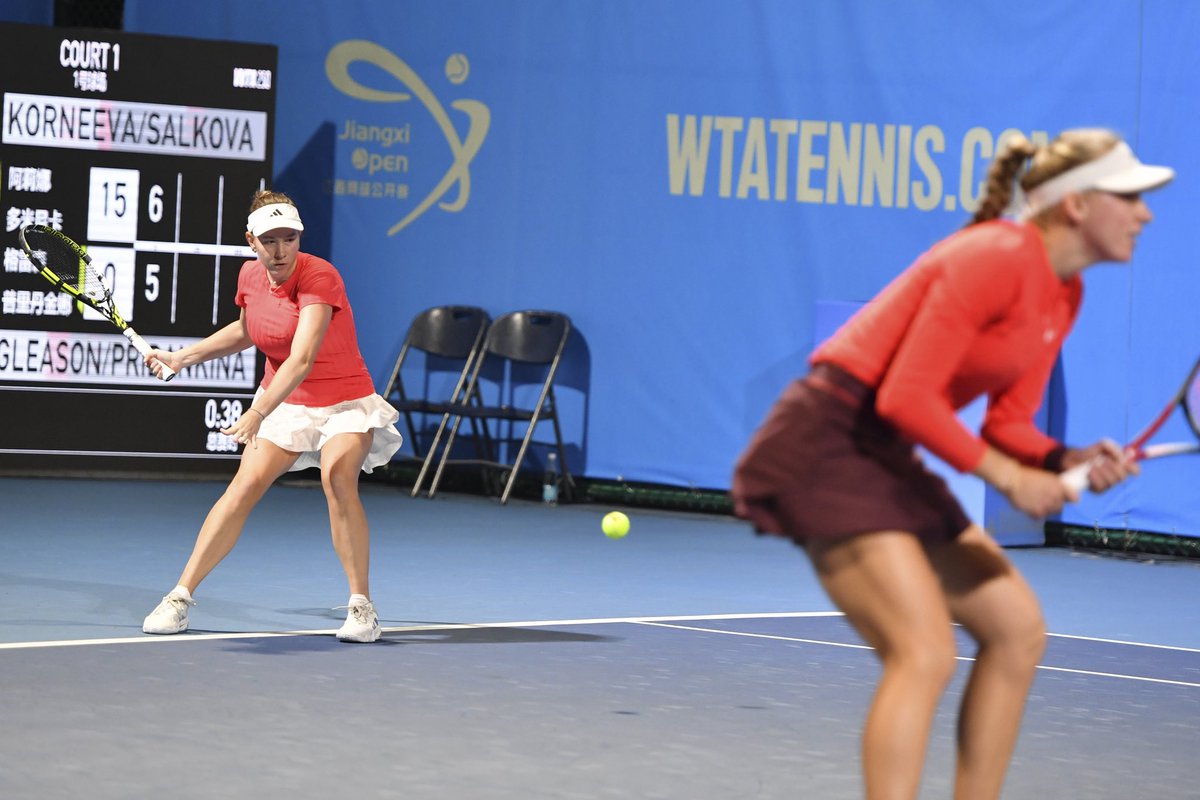 WTAJiangxiOpen's tweet photo. Grind it out⚔️

Quinn Gleason/Elena Pridankina fights back from one set down to edge past Alina Korneeva &amp; Dominika Salkova 6-7(3), 7-5, 14-12, booking their spot in the final.

#JiangxiOpen https://t.co/6BZ15wpi1N
