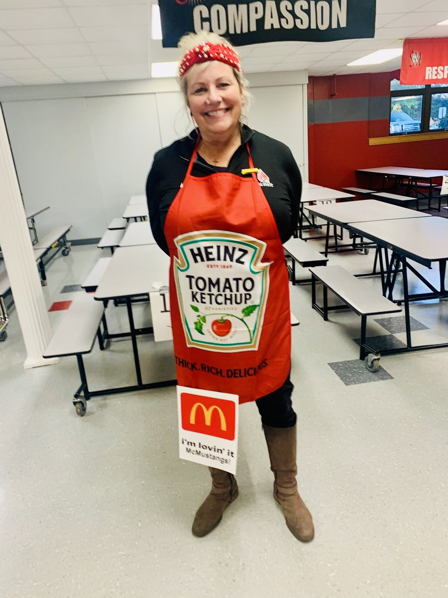 #McMustangs #McDonald’s #Happymeal #Happyhalloween2025 
Isn’t life grand😘