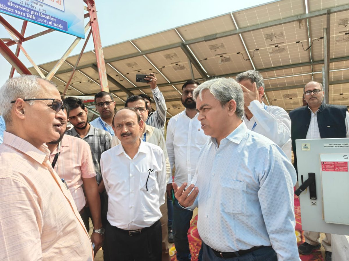 DoT_India's tweet image. Secretary Telecom Dr. Neeraj Mittal visited BSNL’s 4G Saturation Site at Shivnagar, Jodhpur, one of the sites launched by Hon’ble PM on 27 September 2025. He interacted with the Sarpanch and villagers who shared how indigenous 4G connectivity is transforming lives — from…