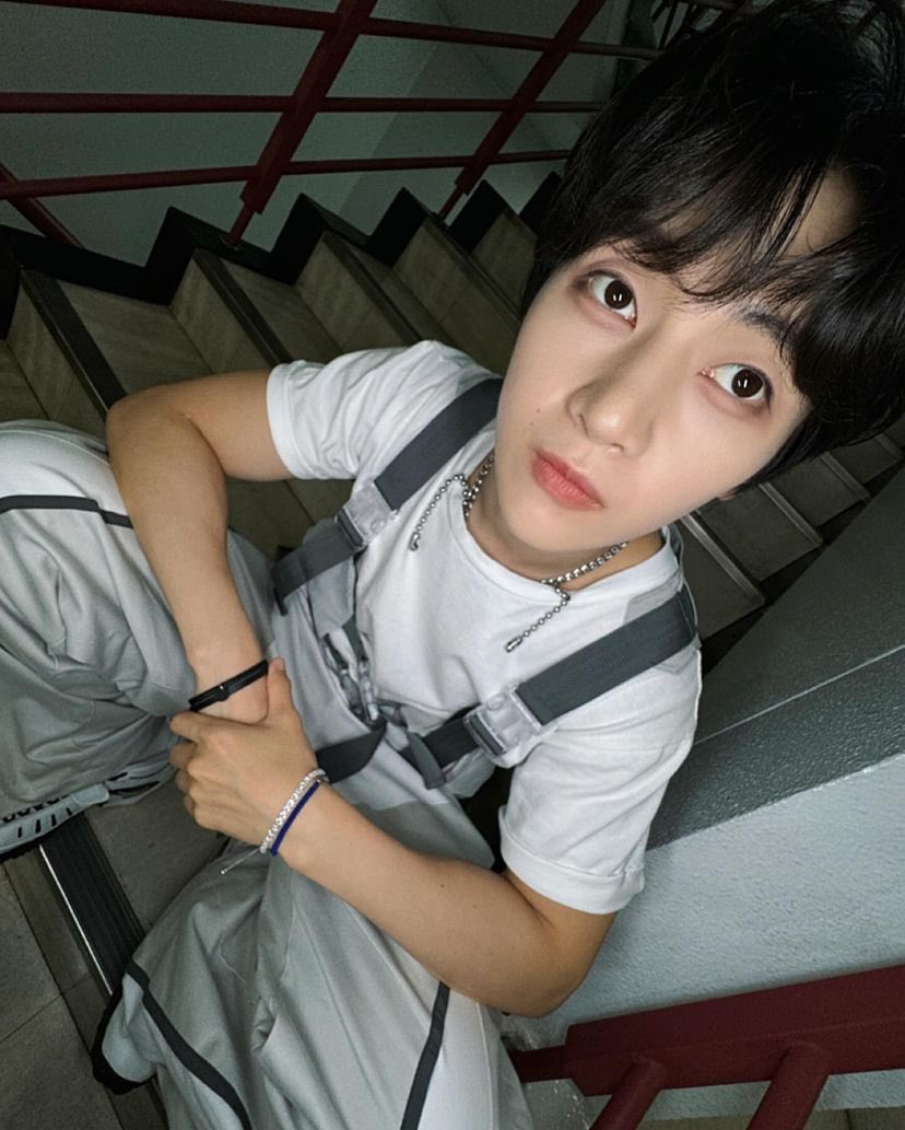 mattbinsworld's tweet image. #Mattbin : it’s like you’re my mirror