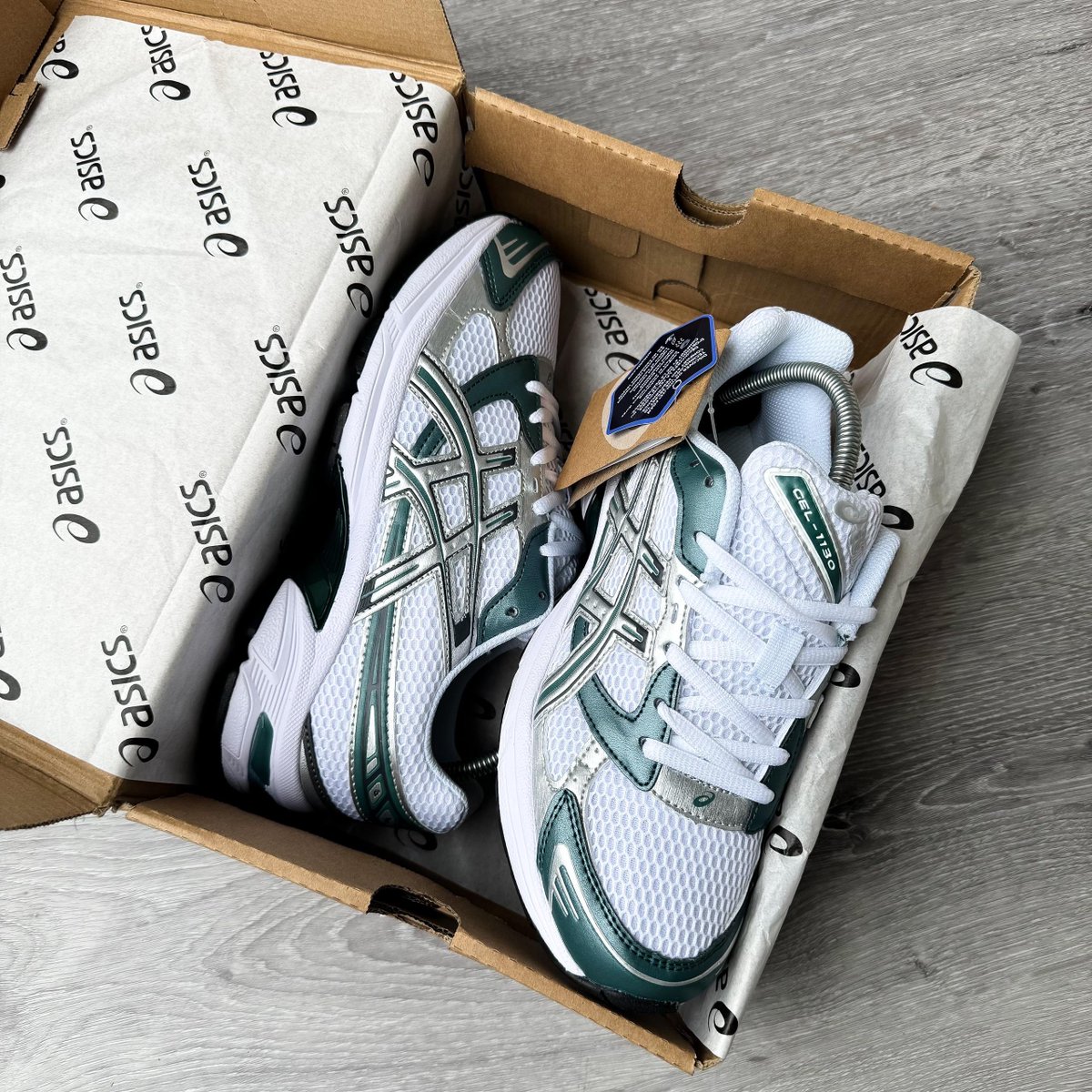 ASICS GEL-1130 “DARK NEPTUNE GREEN”

40 - 45

68,000 Naira

Please retweet🙏🙏🤲🤲