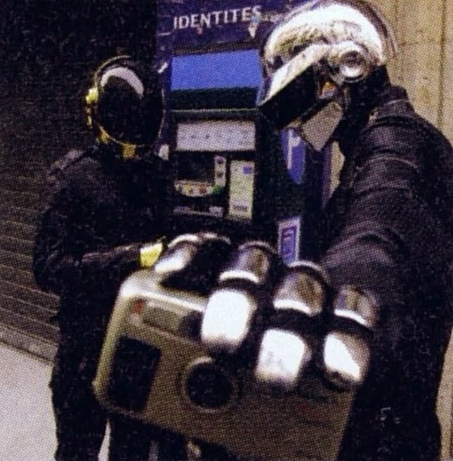 Loopen33's tweet photo. Two old friends https://t.co/UPQ0hxMtOj