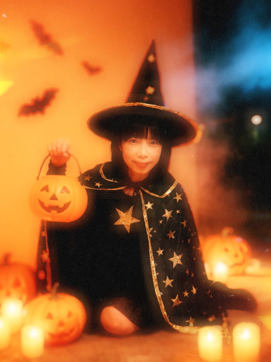 あずニャン on X