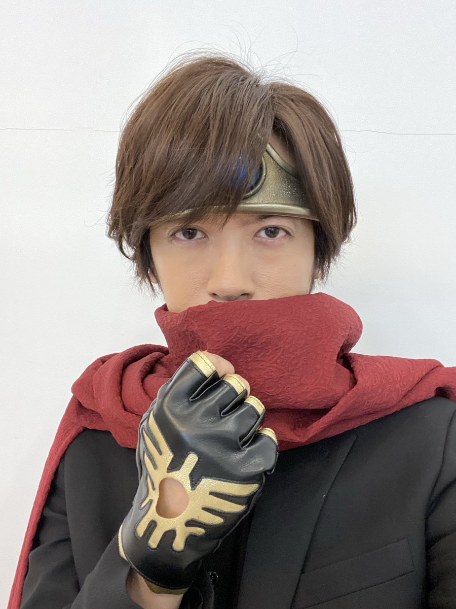 星のドラゴンクエスト

10年間の冒険が幕を閉じました。

2016年から始まった僕の冒険は、楽しい思い出ばかりでした。

インストールして、最初は1人の旅だったけど、CMや YouTubeや生配信もさせてもらえるようになって

気づけばたくさんの仲間たちと冒険をしていました。